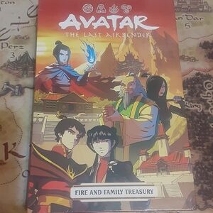 Avatar: The Last Airbender--Fire and Family Treasury Boxed Set DARK HORSE COMICS